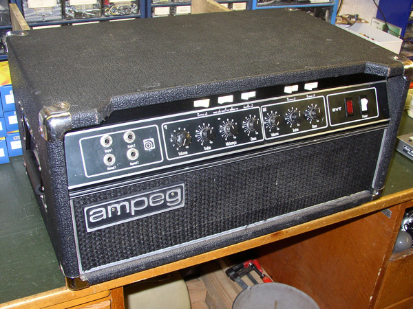 Ampeg SVT Japan